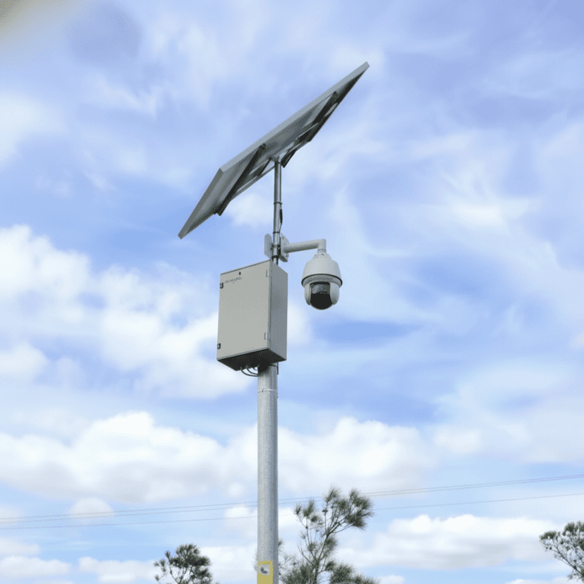 Torre de videovigilancia con energía solar